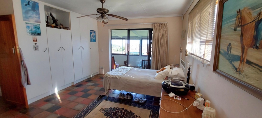 2 Bedroom Property for Sale in Sunrise On Sea Eastern Cape
